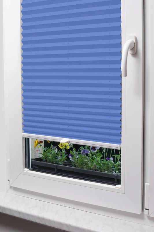 Cremefarben